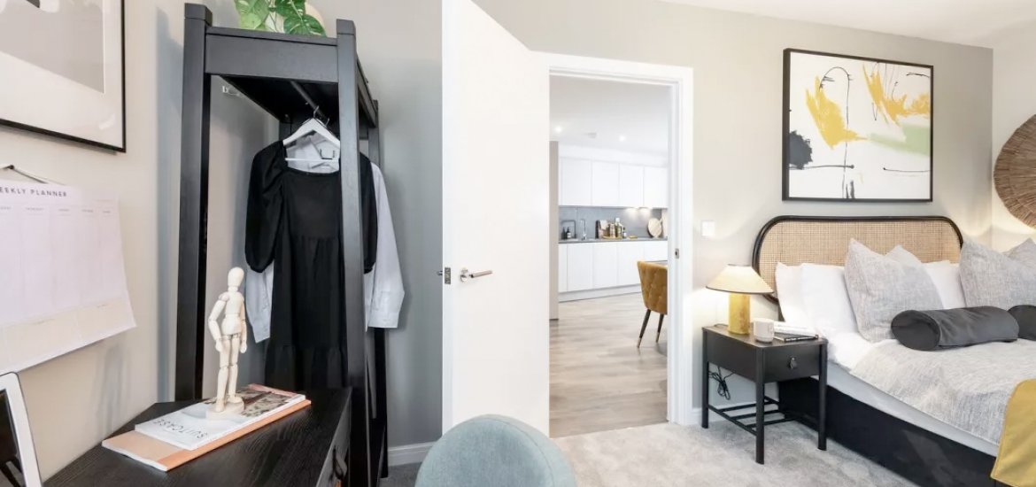 Apartment in Oakwood, London, UK, 3 bedrooms, 1124 sq.ft No. 280 - 4