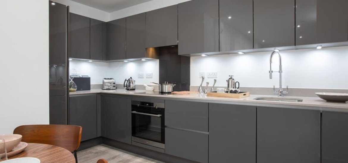 Apartment in Hayes, London, UK, 2 bedrooms No. 658 - 9