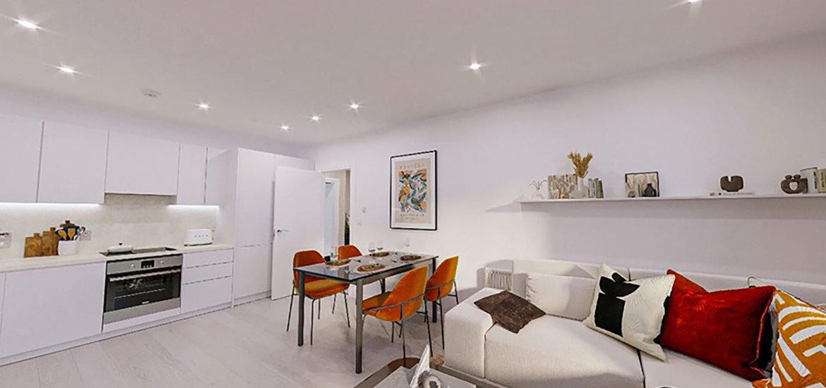 Apartment in Hayes, London, UK, 3 bedrooms, 796 sq.ft No. 659 - 1