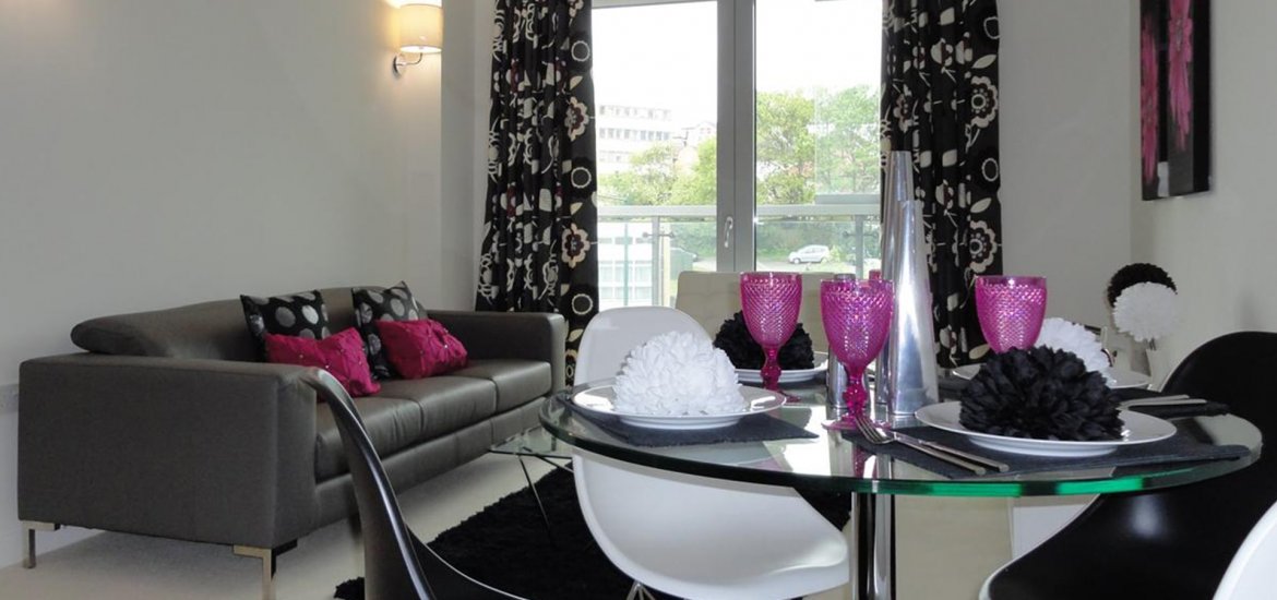 Apartment in Wembley, London, UK, 2 bedrooms, 678 sq.ft No. 934 - 4
