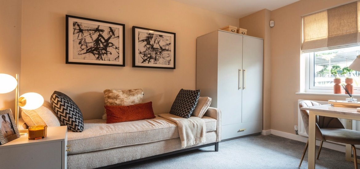 Apartment in Norbiton Common, London, UK, 2 bedrooms, 657 sq.ft No. 1465 - 3