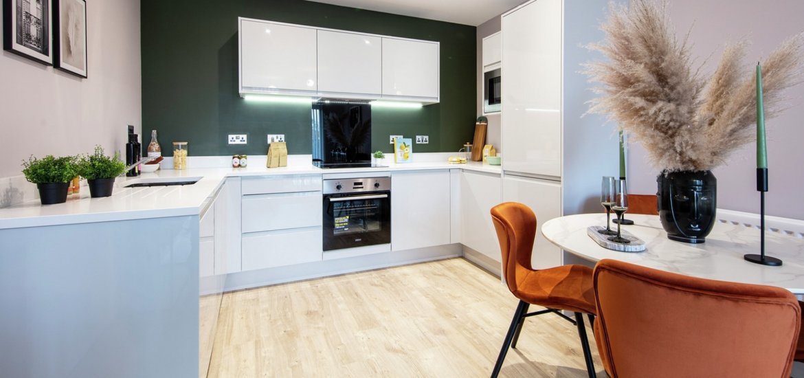 Apartment in Hayes Town, London, UK, 1 bedroom, 541 sq.ft No. 1453 - 2