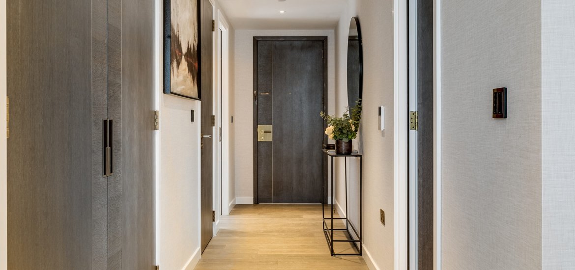 Apartment in Nine Elms, London, UK, 3 bedrooms, 1555 sq.ft No. 1556 - 12